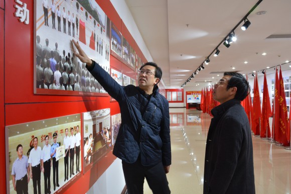 >江西干部學(xué)院院長(zhǎng)郭評(píng)生來(lái)我院考察