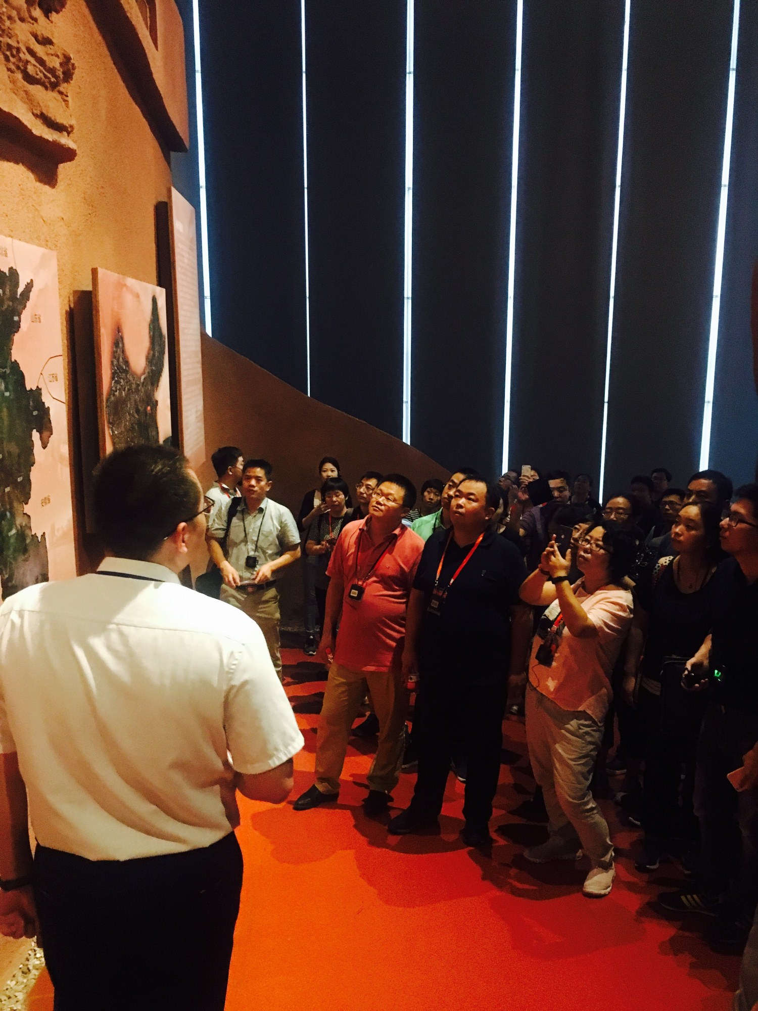 >傳承紅旗渠精神 強(qiáng)化黨員擔(dān)當(dāng)意識(shí)