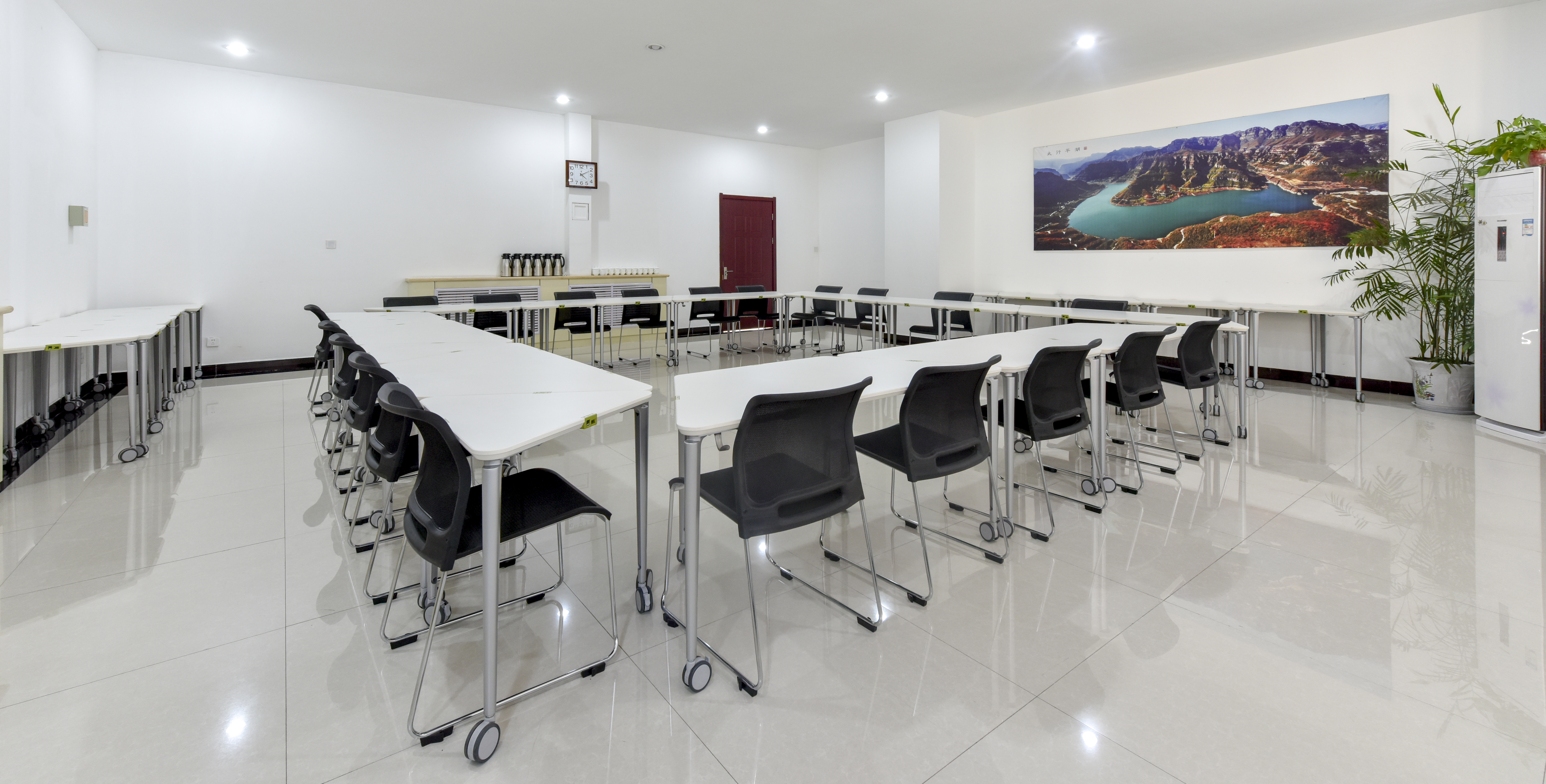 >研討教室