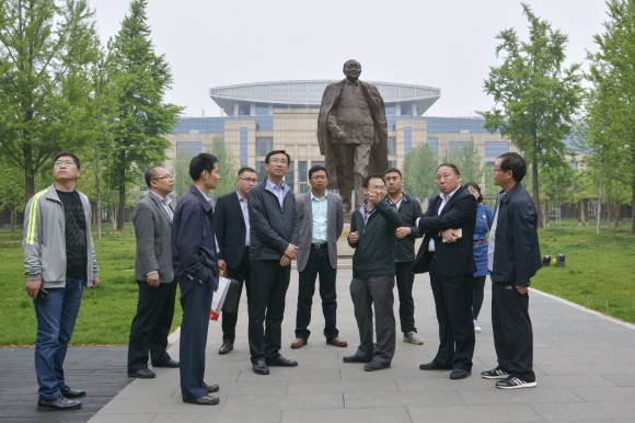 >學(xué)習(xí)先進(jìn)找差距 明確目標(biāo)促發(fā)展