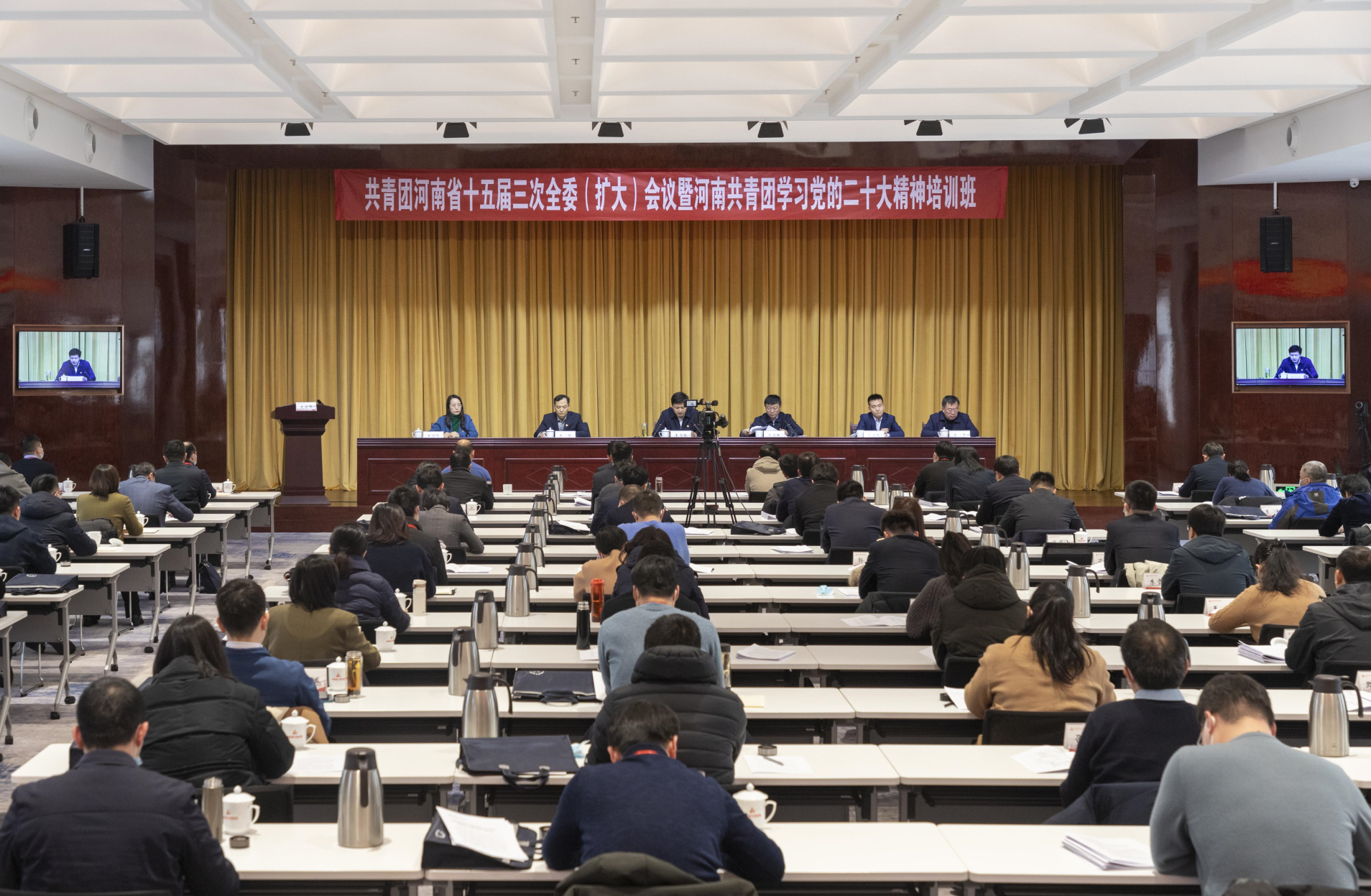 >共青團(tuán)河南省委倡議：傳承弘揚(yáng)紅旗渠精神 青春建功現(xiàn)代化河南