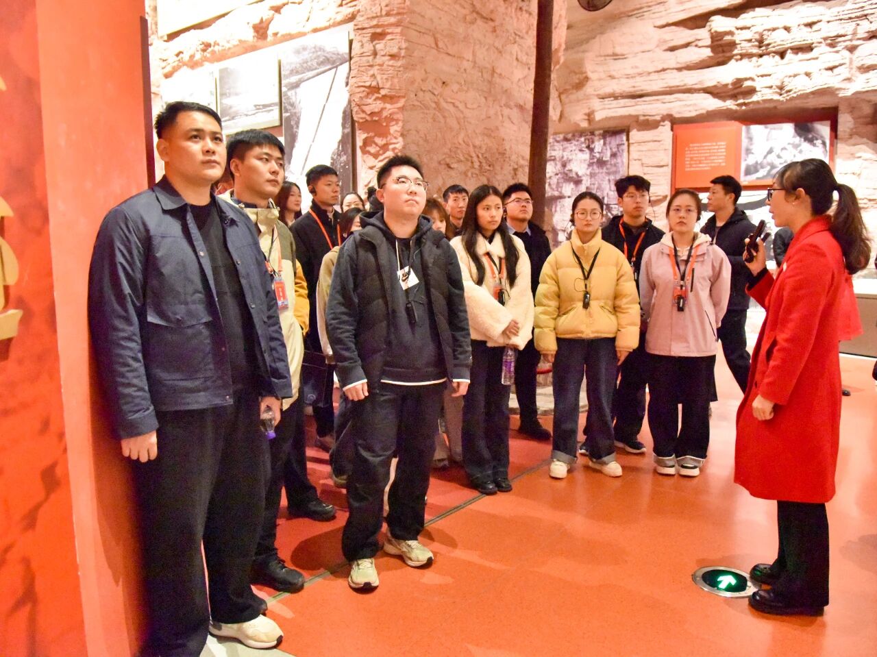 青春鑄魂潤(rùn)初心 渠水奔涌育新人——河南省2025年新錄用選調(diào)生黨性教育專(zhuān)題培訓(xùn)班側(cè)記